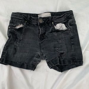 Black jean ripped shorts